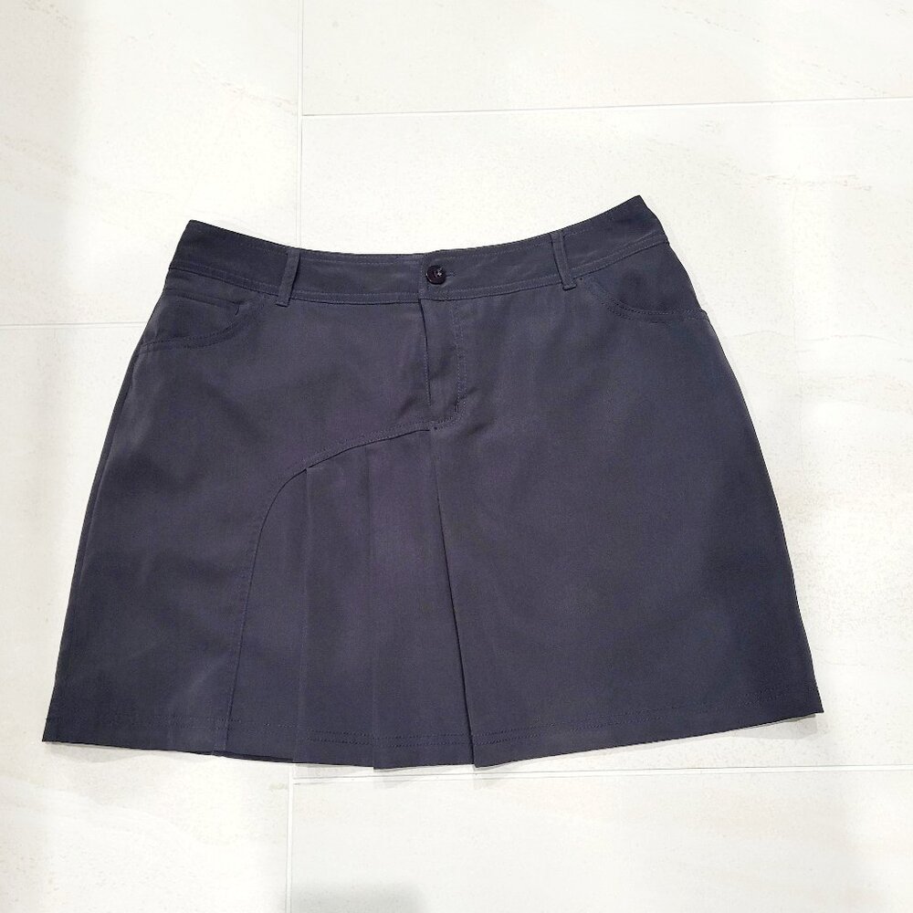 aiuir skirt. Size 10